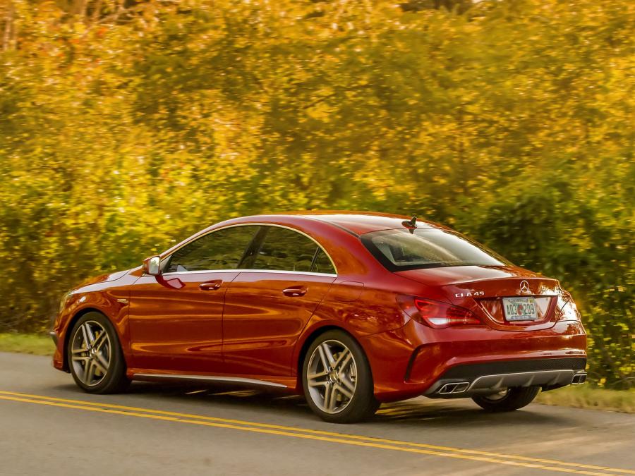 Mercedes-Benz CLA45 AMG 2013 года  (US) (фото 23 из 32)